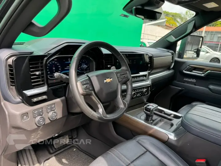 SILVERADO 5.3 V8 GASOLINA 1500 HIGH COUNTRY 4X4 AUTOMÁTICO