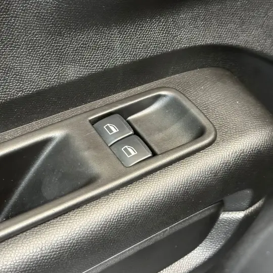 C3 Feel 1.0 Flex 6V 5p Mec.