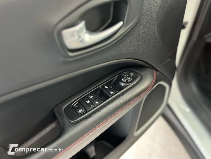 COMPASS 2.0 16V DIESEL TRAILHAWK 4X4 AUTOMÁTICO