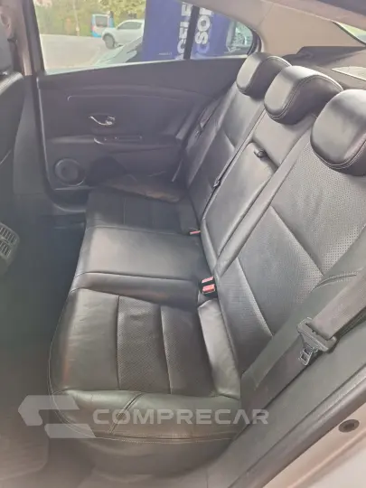 FLUENCE 2.0 Dynamique 16V