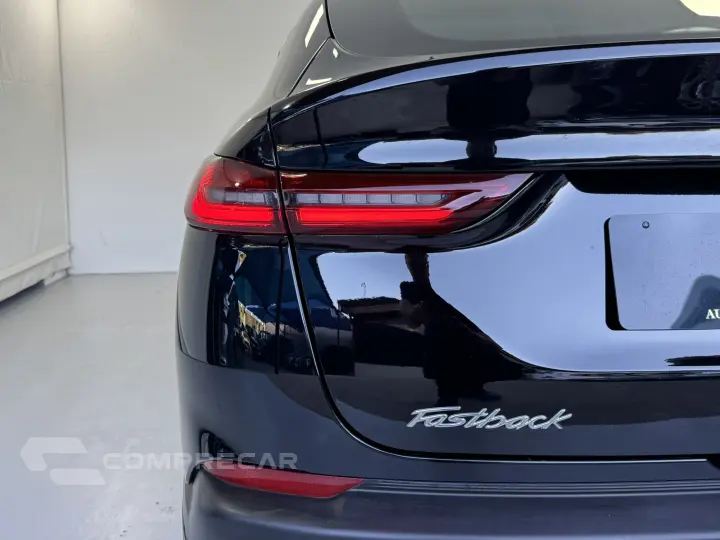FASTBACK 1.0 Turbo 200