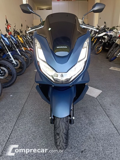 PCX 160 DLX