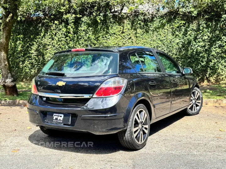 VECTRA 2.0 MPFI GT Hatch 8V