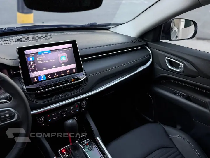 Commander 1.3 T270 Turbo Flex Longitude At6
