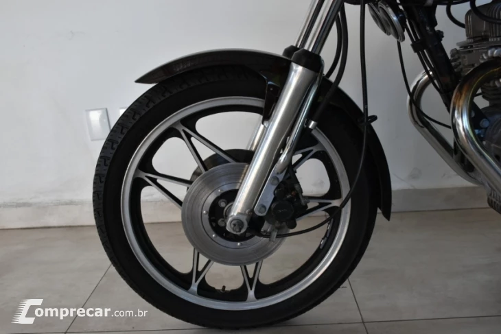 Cb 400