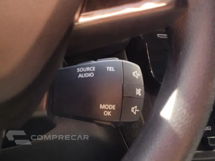 Kwid KWID Intense 1.0 Flex 12V 5p Mec.