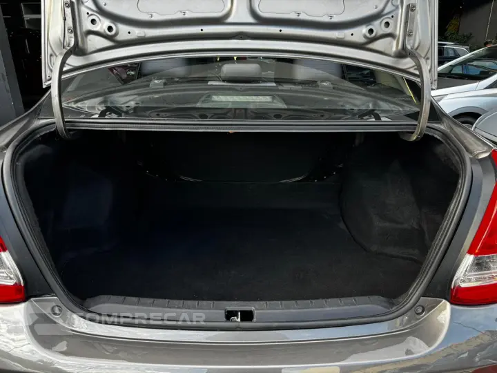 ETIOS 1.5 X Plus Sedan 16V