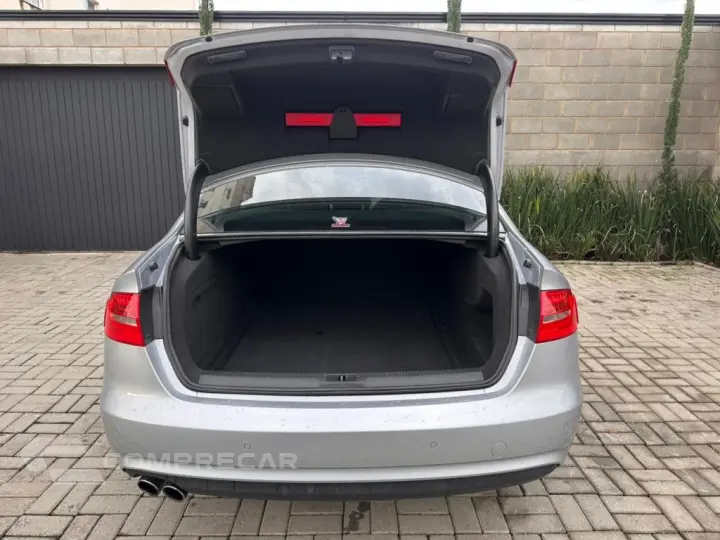 A4 1.8 TFSI AMBIENTE AVANT GASOLINA 4P MULTITRONIC