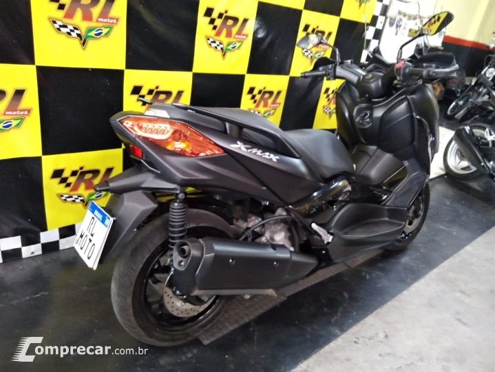 X-MAX 250