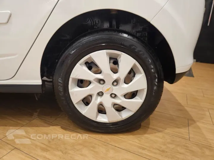 Onix Hatch 1.4 4P FLEX LT
