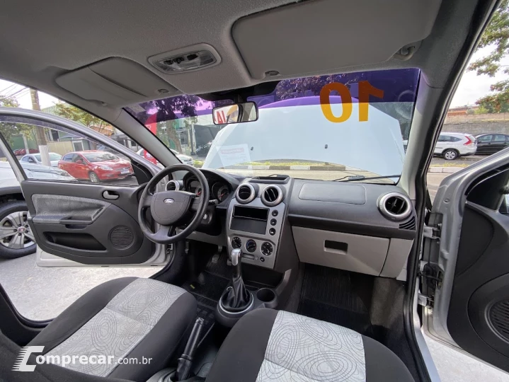 FIESTA 1.6 MPI Class Sedan 8V