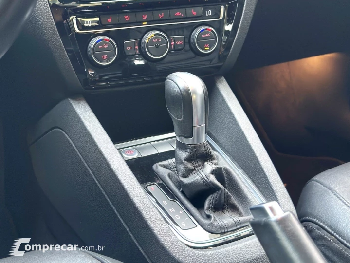 JETTA 2.0 TSI HIGHLINE 211CV GASOLINA 4P TIPTRONIC