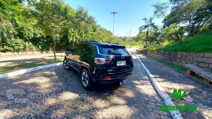 COMPASS 2.0 16V DIESEL LONGITUDE 4X4 AUTOMÁTICO