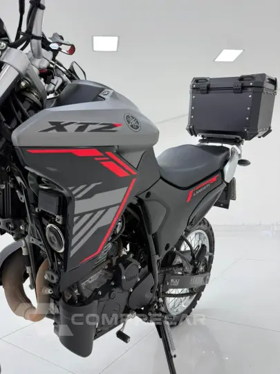 LANDER CONNECT 250 CC