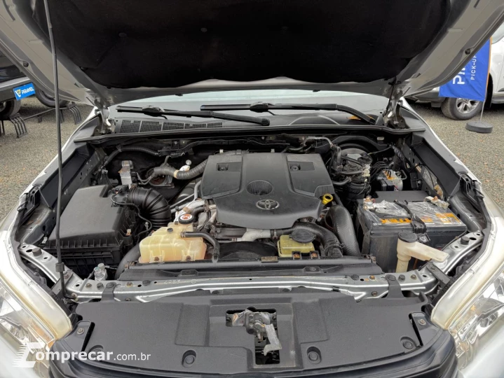 Hilux CD 4x4 2.8 Diesel Mec.