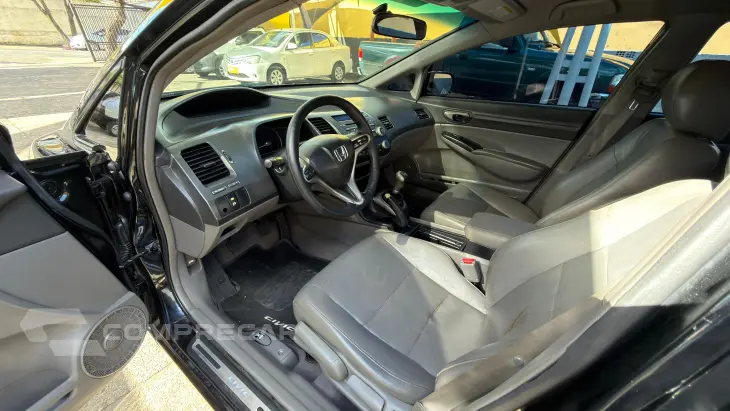 CIVIC 1.8 LXL 16V