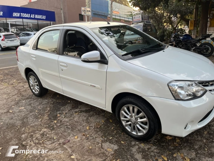 ETIOS 1.5 XS Sedan 16V