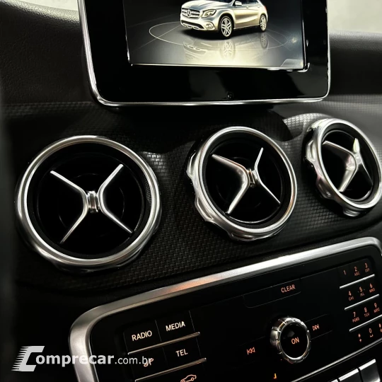 GLA 200 Style 1.6 TB 16V/Flex Aut.