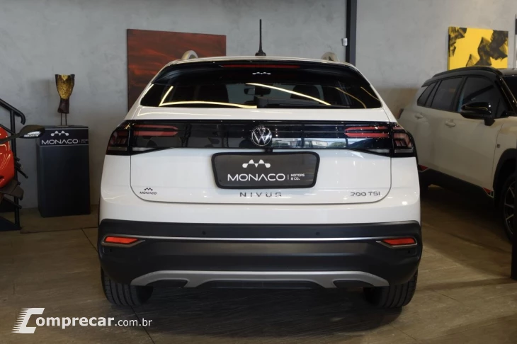 Nivus 1.0 4P FLEX 200 TSI HIGHLINE TURBO AUTOMÁTICO