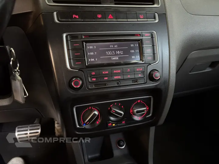 FOX 1.6 MI HIGHLINE 8V FLEX 4P AUTOMATIZADO