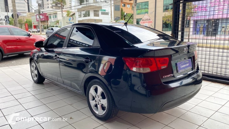 KIA CERATO 1.6 EX2 SEDAN 16V