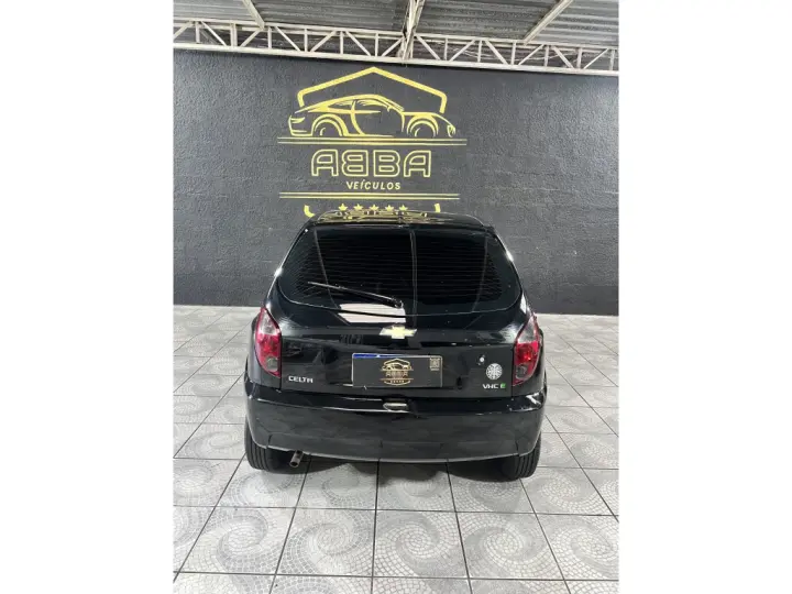 CELTA 1.0 MPFI LT 8V FLEX 4P MANUAL