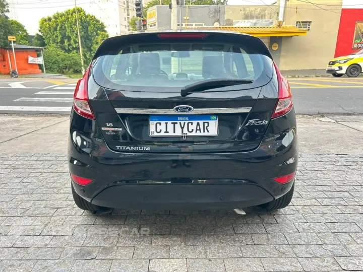 FIESTA 1.6 TITANIUM HATCH 16V FLEX 4P POWERSHIFT