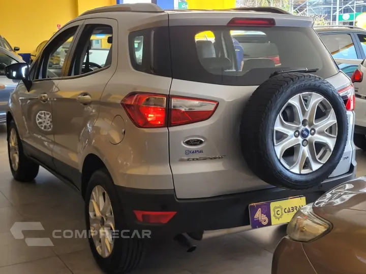 EcoSport TITANIUM 2.0 16V Flex 5p