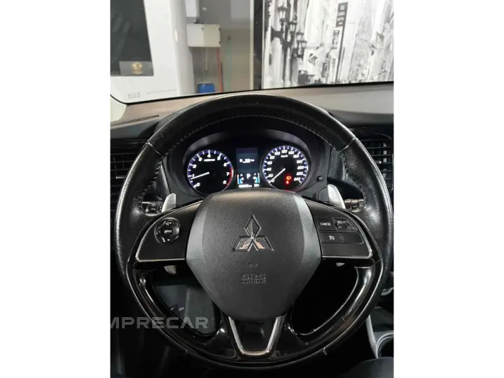 OUTLANDER 2.0 16V GASOLINA 4P AUTOMÁTICO