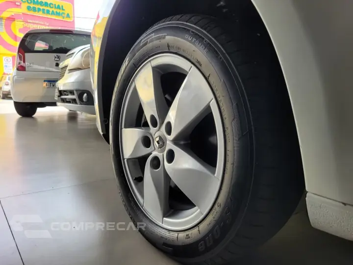FLUENCE Sed. Dynamique 2.0 16V FLEX Mec.