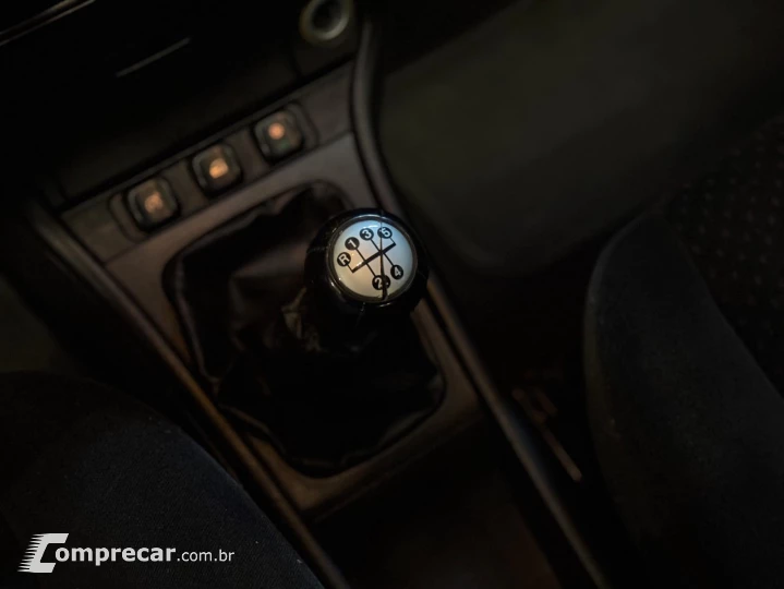 ASTRA 2.0 MPFI Advantage 8V