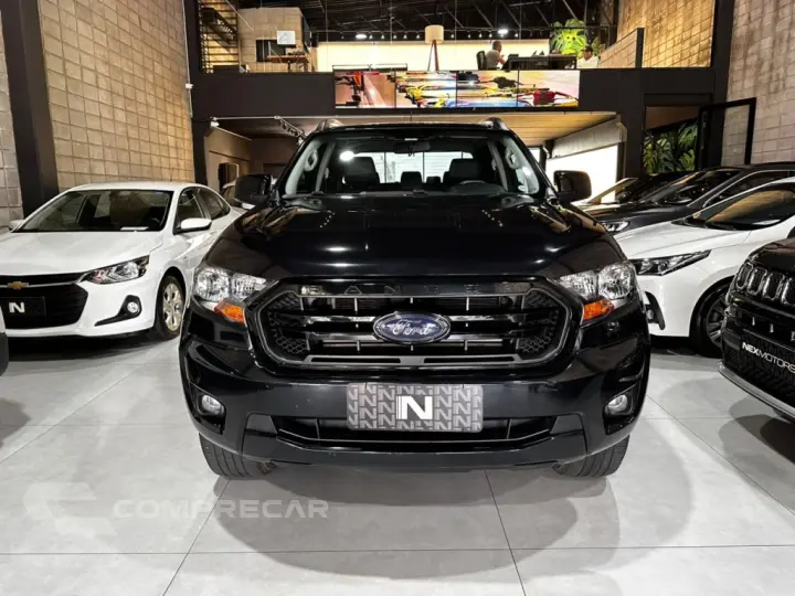 RANGER 2.2 BLACK 4X2 CD 16V DIESEL 4P AUTOMÁTICO
