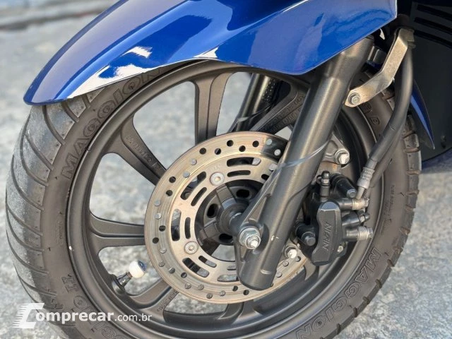 PCX DLX - SCOOTER