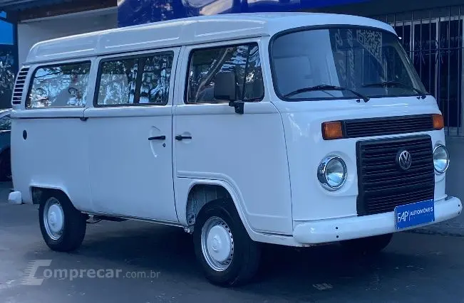 Kombi 1.4 FLEX STD LOTAÇÃO 12 LUGARES