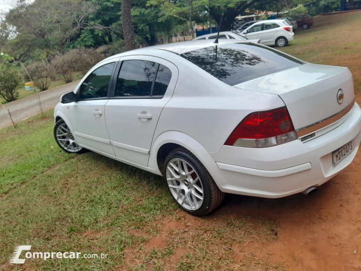 VECTRA 2.0 MPFI Elegance 8V 140cv