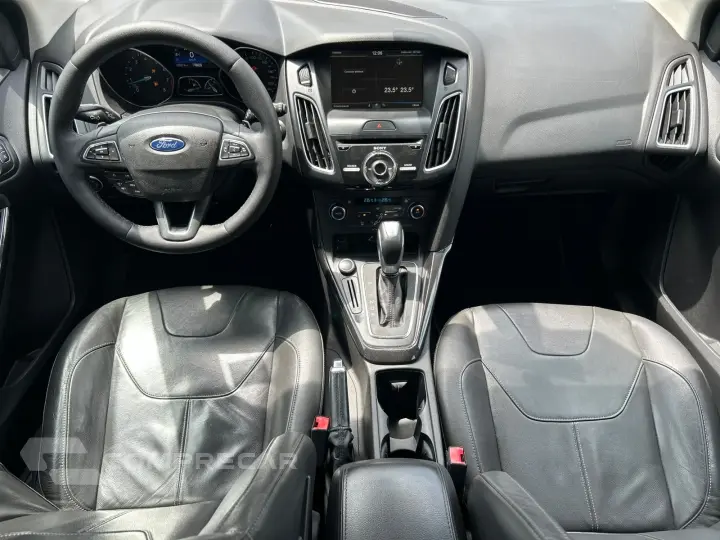 FOCUS 2.0 TITANIUM FASTBACK 16V FLEX 4P POWERSHIFT