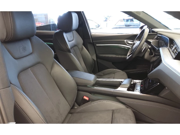 E-TRON ELETRICO SPORTBACK PERFORMANCE