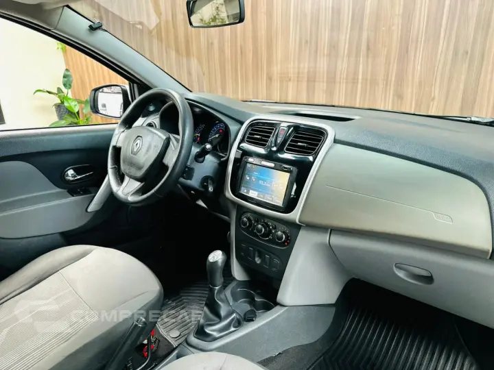 LOGAN 1.6 Expression 8V