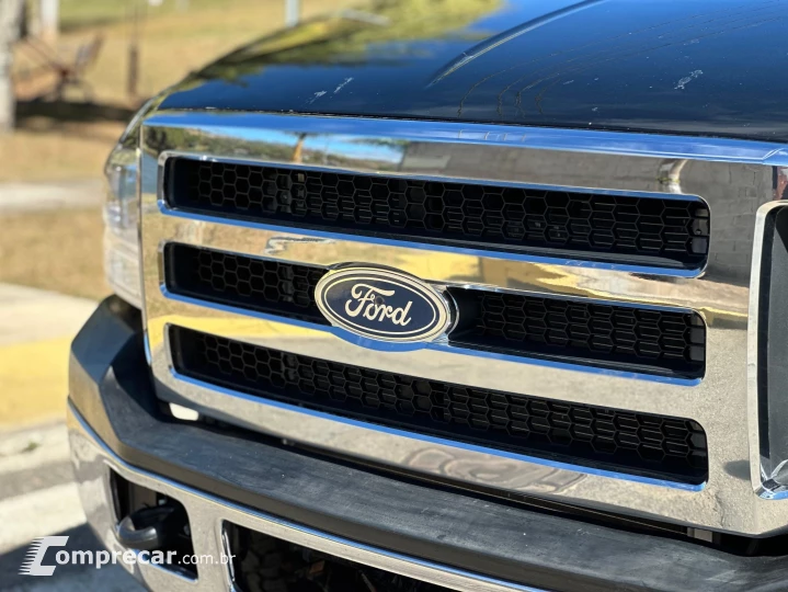 F-250 3.9 XLT 4X2 CS DIESEL 2P MANUAL