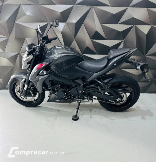 gsx--s1000 az