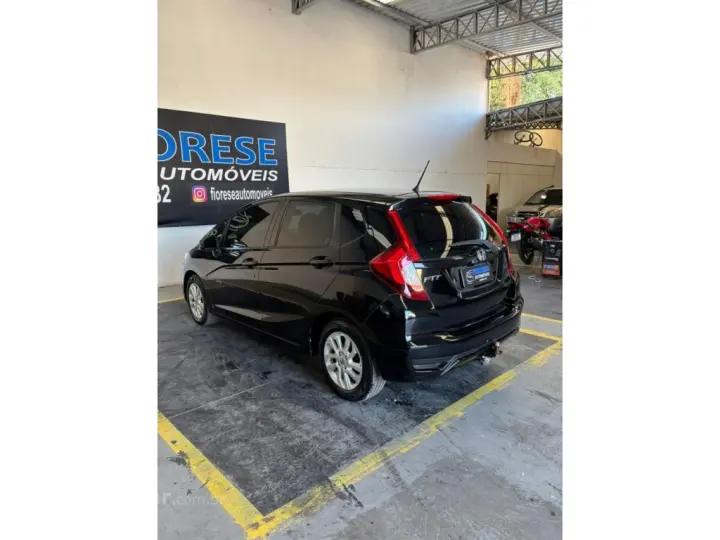 FIT 1.5 LX 16V FLEX 4P AUTOMÁTICO