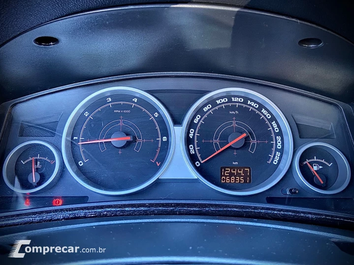 VECTRA 2.0 MPFI Elegance 8V