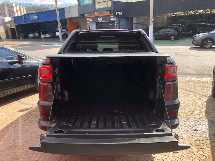 Strada 1.3 Firefly Flex Volcano Cd Cvt