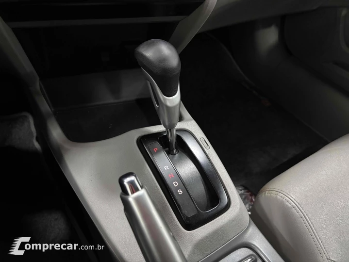 CIVIC 2.0 LXR 16V FLEX 4P AUTOMÁTICO