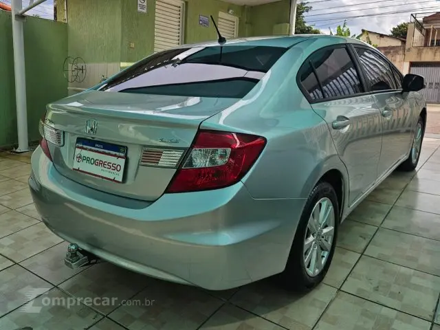CIVIC - 1.8 LXS 16V 4P AUTOMÁTICO