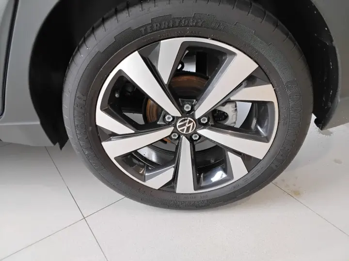 NIVUS 1.0 200 TSI TOTAL FLEX HIGHLINE AUTOMÁTICO