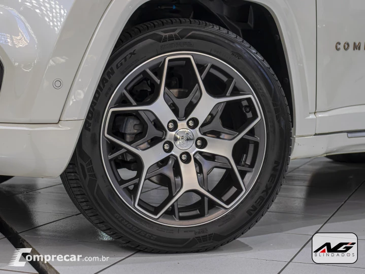 COMMANDER 2.0 Td380 Turbo Overland