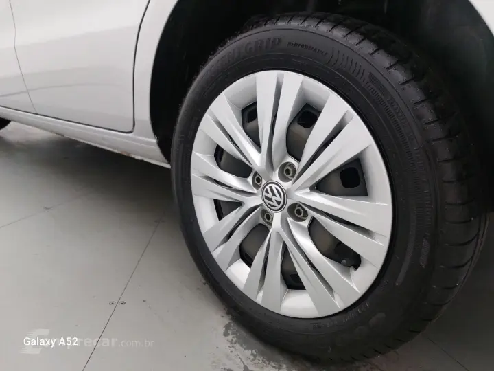 VOYAGE 1.0 12V MPI TOTALFLEX 4P MANUAL