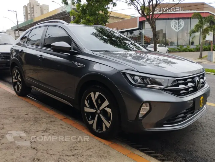 Nivus 1.0 4P FLEX 200 TSI HIGHLINE TURBO AUTOMÁTICO