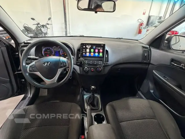 I30 - 2.0 MPFI GLS 16V 4P MANUAL